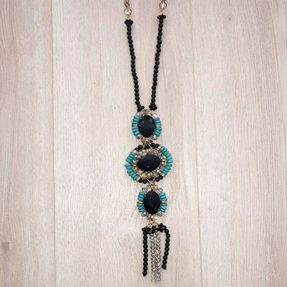 Turquoise tussle long necklace - Picture 3 of 9